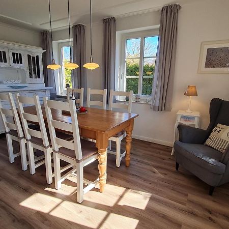Ferienhaus Ellen, Eg Whg Utersum Eksteriør billede