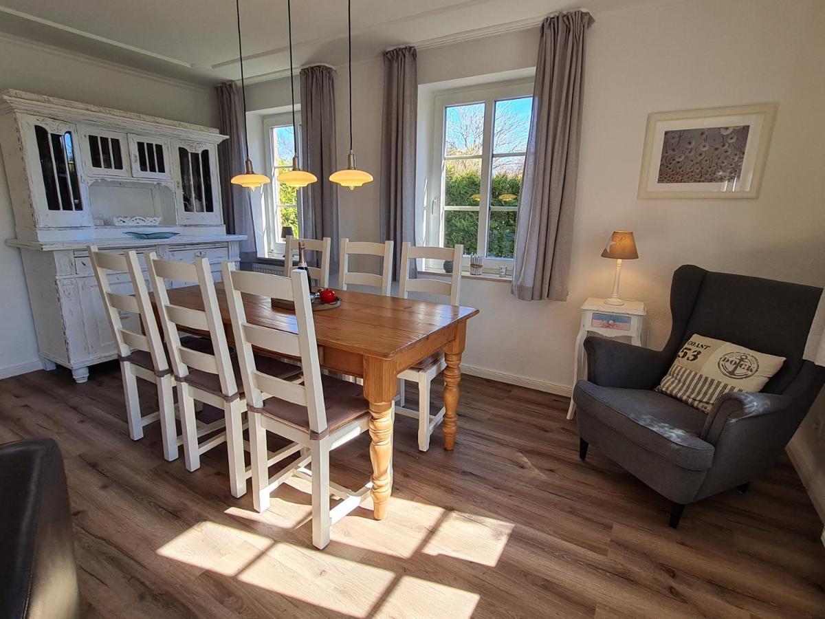 Ferienhaus Ellen, Eg Whg Utersum Eksteriør billede