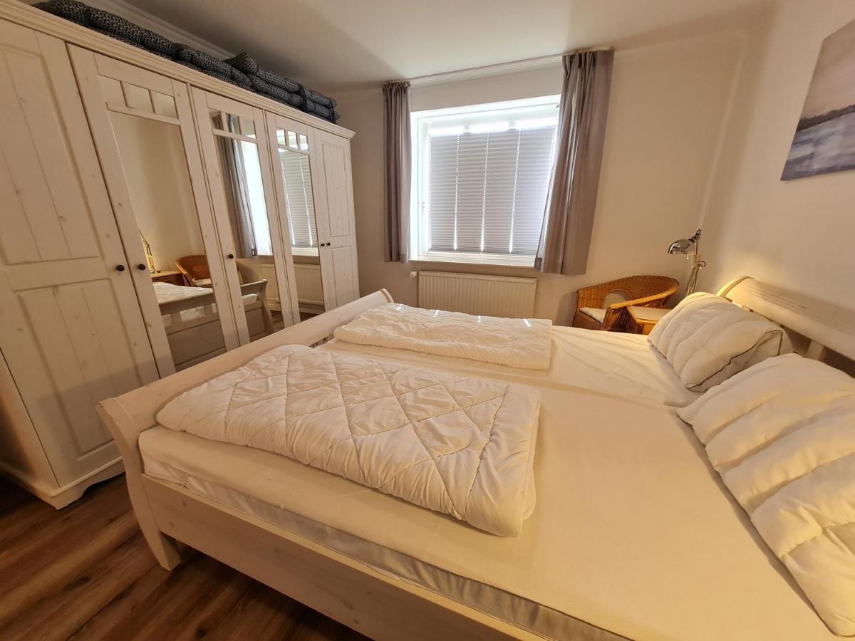 Ferienhaus Ellen, Eg Whg Utersum Eksteriør billede